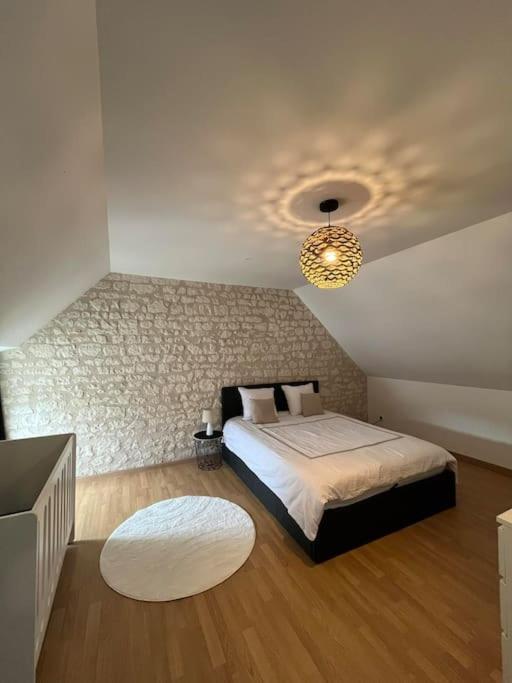 Charmante Maison De Bourg Cosy Acces Wifi Sepmes Exterior foto